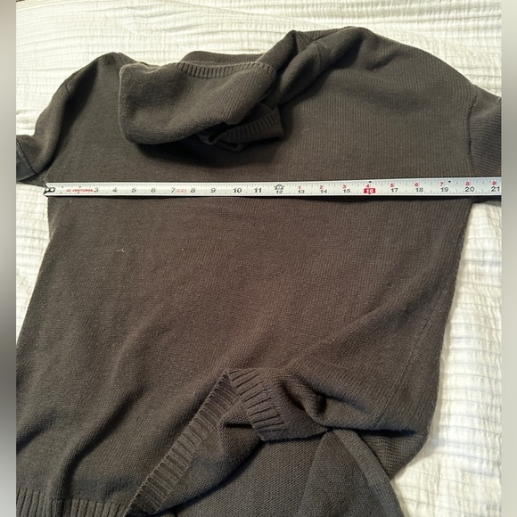 BCBG MaxAzria DeeDee oversized Turtleneck Sweater - Size XS Long - Picture 8 of 8